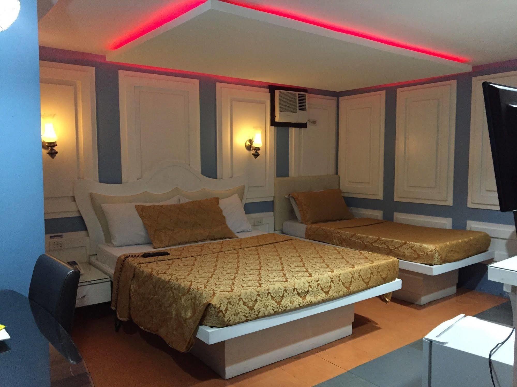 ไอค่อน โฮเต็ล มากาปากัล Hotel มะนิลา ภายนอก รูปภาพ